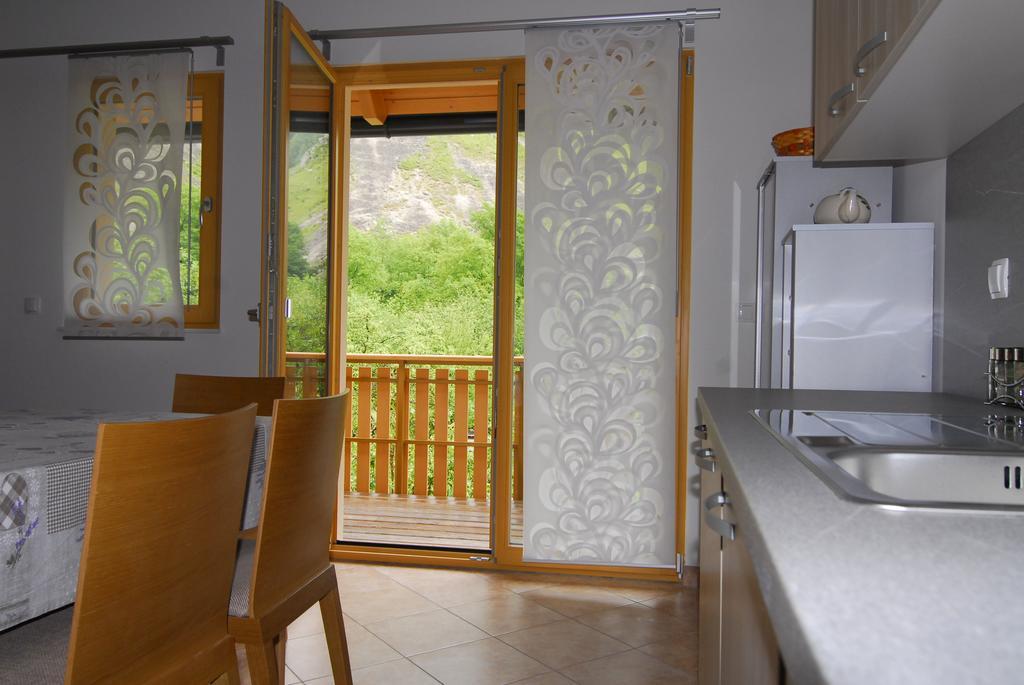 Apartment House Cviter Bovec Pokoj fotografie